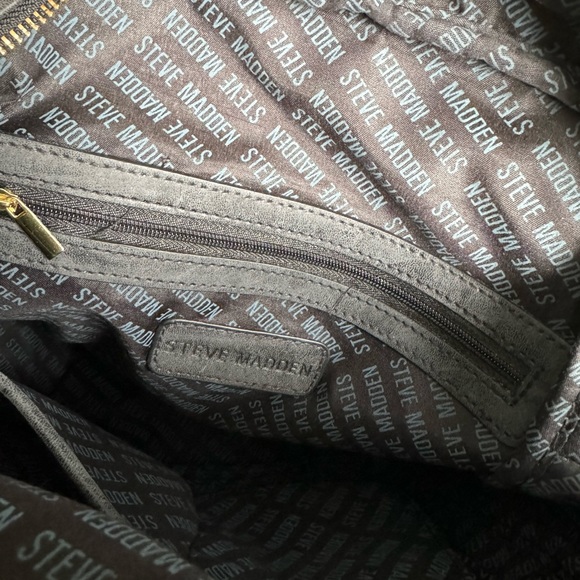 Steve Madden Backpack purse - Picture 4 of 4